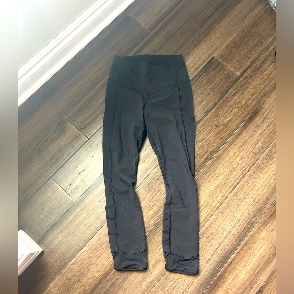 Lululemon leggings size 4